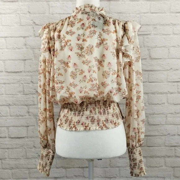 O Forever 21 Cream Wildflower Neck Tie Smocked Cropped Long Sleeve Top NWT M - Picture 4 of 13